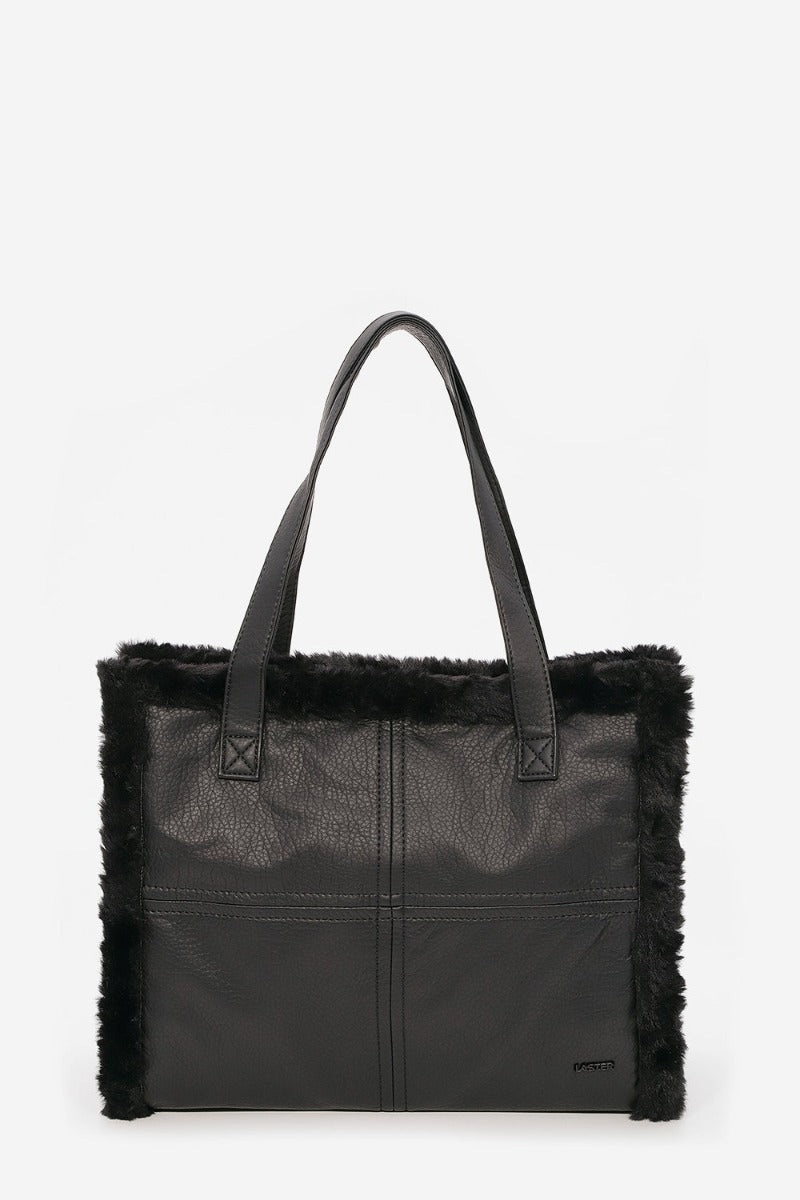 תיק סאליון פרווה