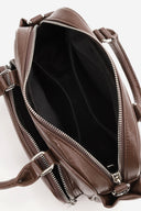 תיק חום שומית