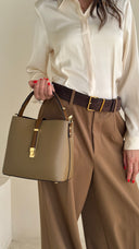 תיק בר חאקי